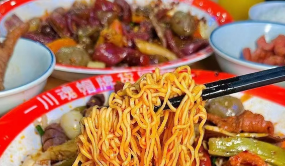 開冒菜店有哪些經(jīng)驗（成功經(jīng)營冒菜店的實用經(jīng)驗）